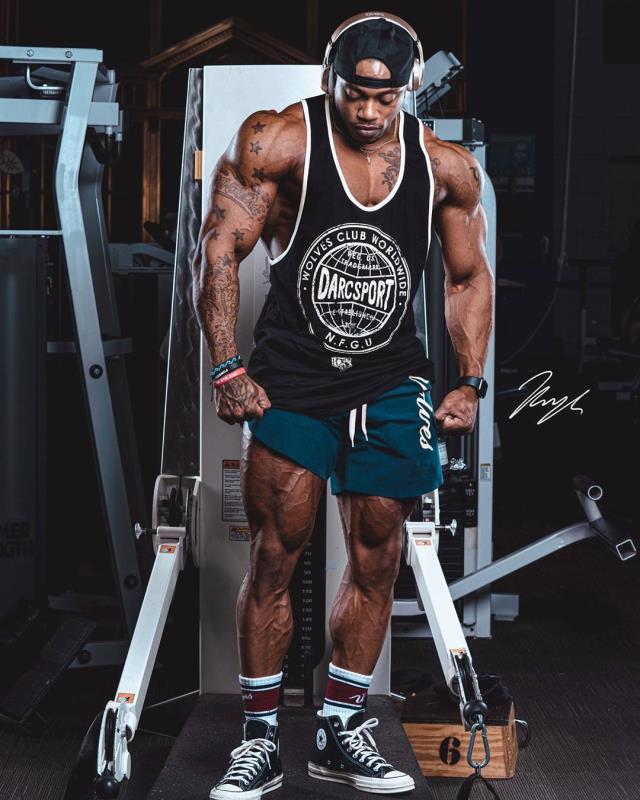 Casual Running Breathable Wicking Speed Bar Tide Men's Shorts - Image 3